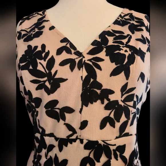 Altard state size M tan dress - Picture 5 of 10